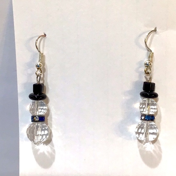 NWT Two pairs Christmas Earrings - Picture 2 of 6